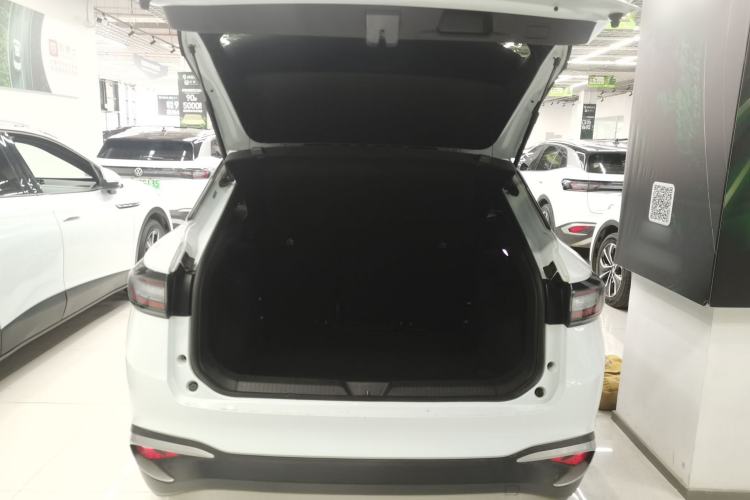 Used Volkswagen ID.4 X 2022 Pure Smart Edition Trunk