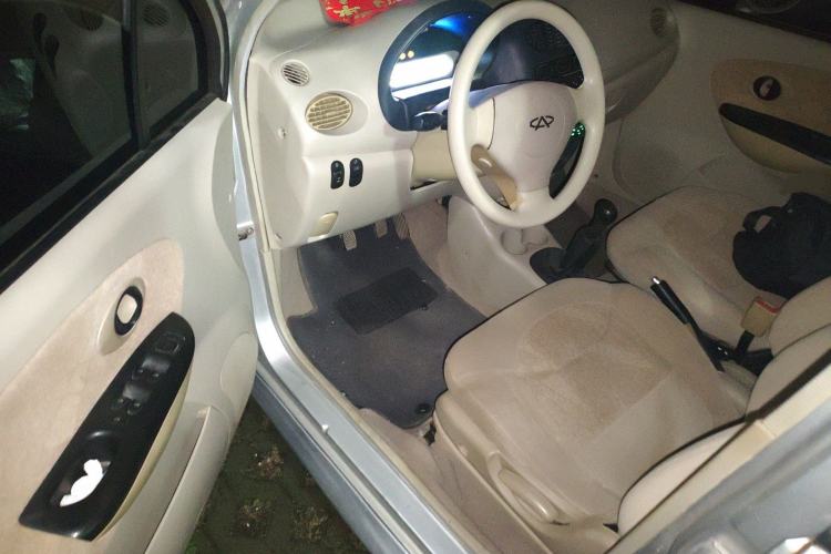 Used Chery QQ3 2012 Stylish Edition 1.0L Manual Start-Up Model Driver Seat