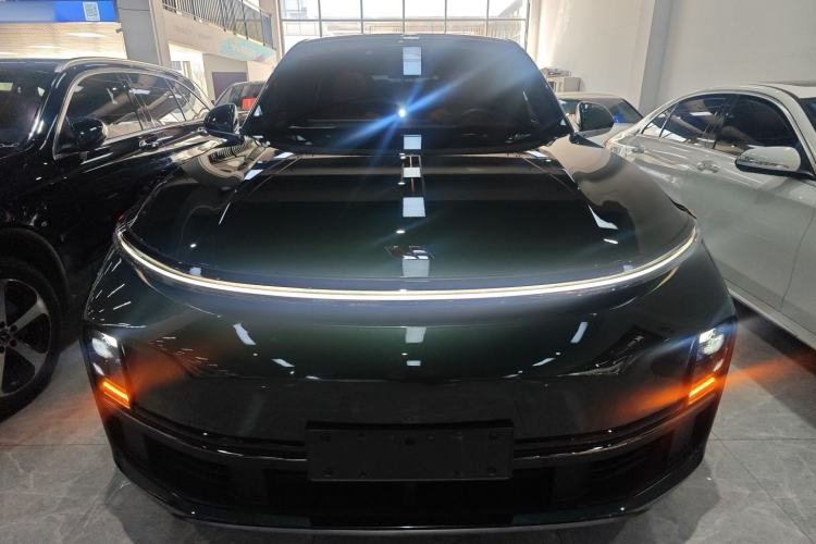 Used Li Auto L8 2023 Pro Model
