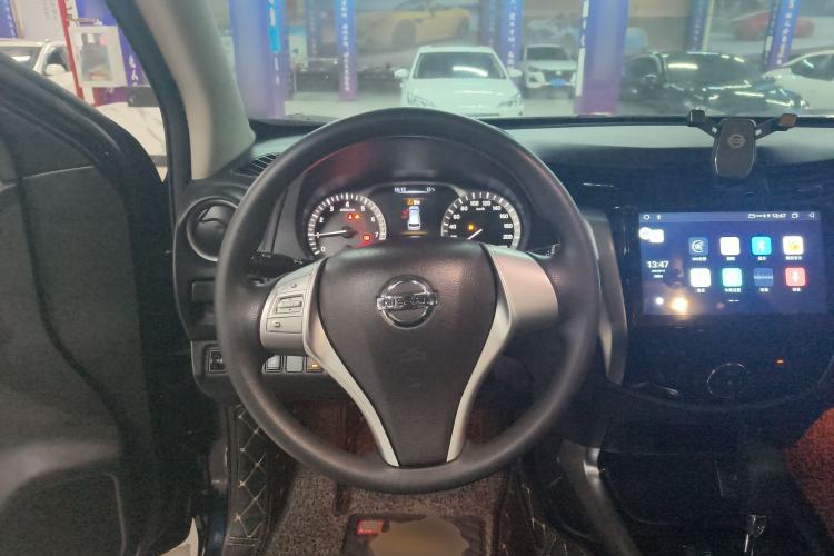 Used Nissan Terra 2020 2.5L XL Upper Automatic Two-Wheel Drive Luxury Edition
