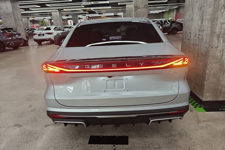 Used Geely Galaxy L6 2025 EM-i 140km Starship Edition