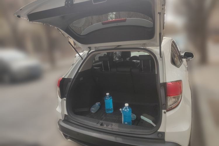 Used Honda Vezel 2019 1.5L CVT Pioneer Edition China V Trunk