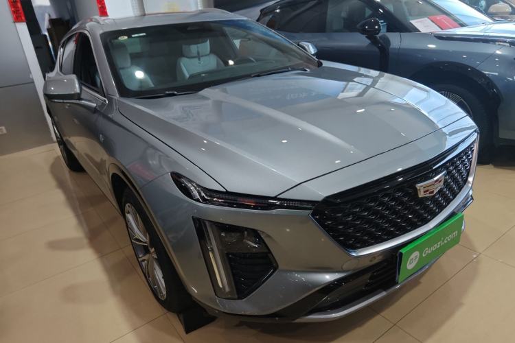 Used Cadillac GT4 2023 25T Prestige Version
