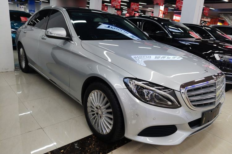 Used Mercedes-Benz C-Class 2015 Facelift C 200 L
