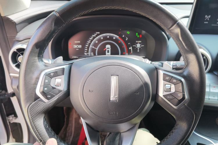 Used Wey VV7 2019 Upgraded Model 2.0T Flagship Version China VI