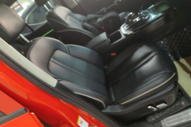 Used Tank 300 2021 Off-Road Edition 2.0T Conqueror Right Front Seat