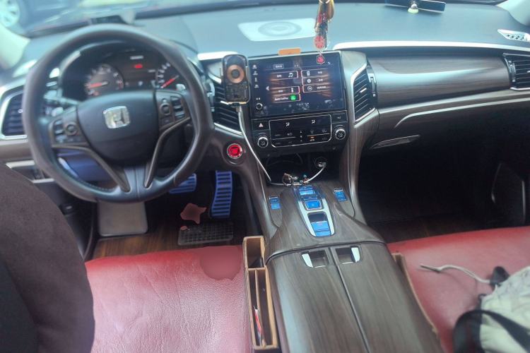 Used Honda Avancier 2017 370TURBO 2WD Luxury Edition Center Console