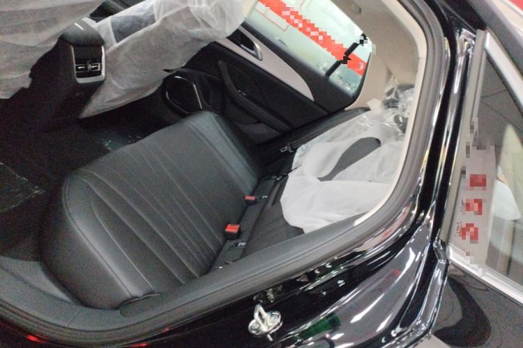 Used Hongqi H5 2025 1.5T DCT Qiyun 500 000th Unit Commemorative Edition
