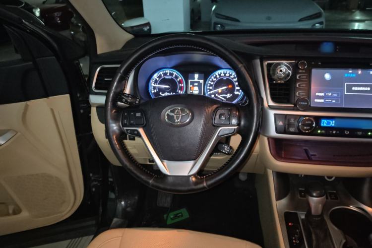 Used Toyota Highlander 2015 2.0T Four-Wheel Drive Ultimate Edition 7-Seater