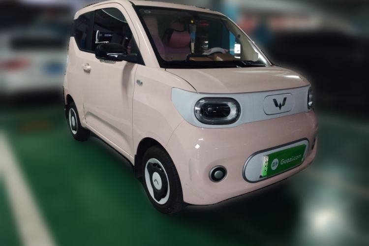 Used Wuling Hongguang MINIEV 2024 3rd Generation 215km Youth Edition Front Right 45 Deg