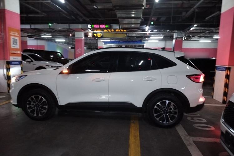 Used Ford Escape 2020 EcoBoost 245 Two-Wheel-Drive Comfort Edition