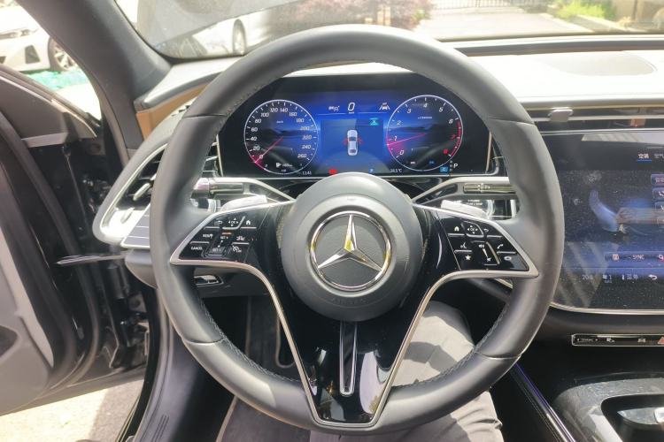 Used Mercedes-Benz E-Class 2024 E 260 L Steering Wheel