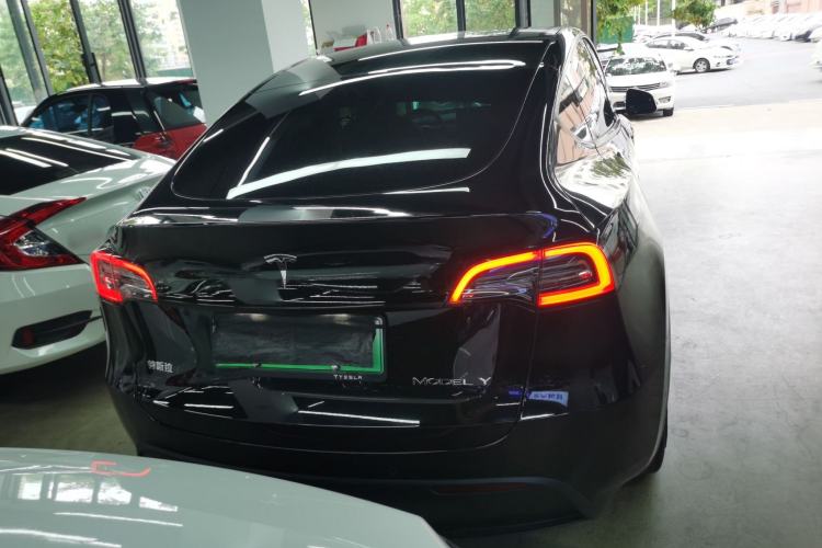 Used Tesla Model Y 2021 Standard Range Rear-Wheel Drive Version