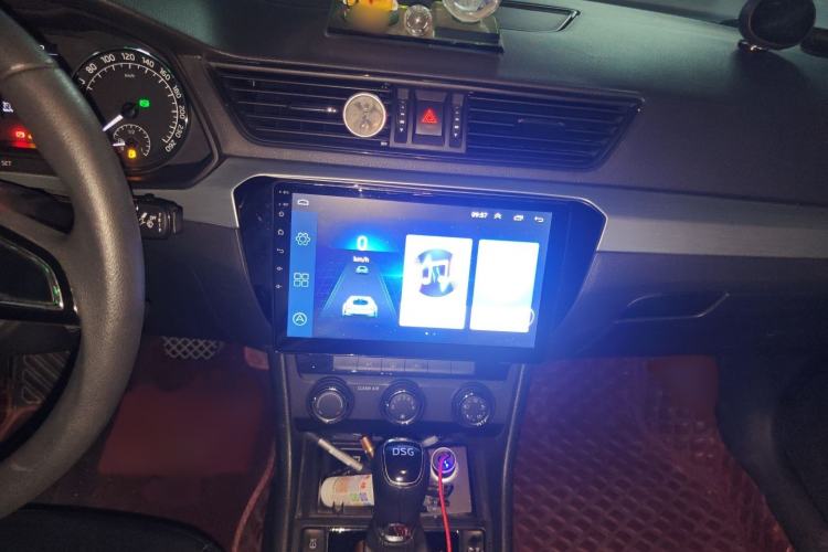 Used Skoda Superb 2016 TSI280 DSG Advanced Edition Audio And AC Panel