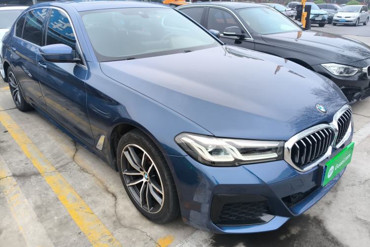 Used BMW 5 Series 2021 525Li M Sport Package Front Right 45 Deg