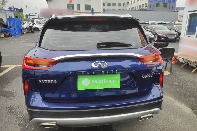 Used Infiniti QX50 2018 2.0T Two-Wheel Drive Fashion Edition Rear