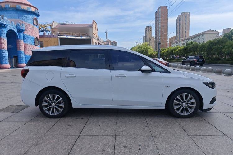 Used Buick GL6 2021 323T Mild Hybrid Connect Luxury Model