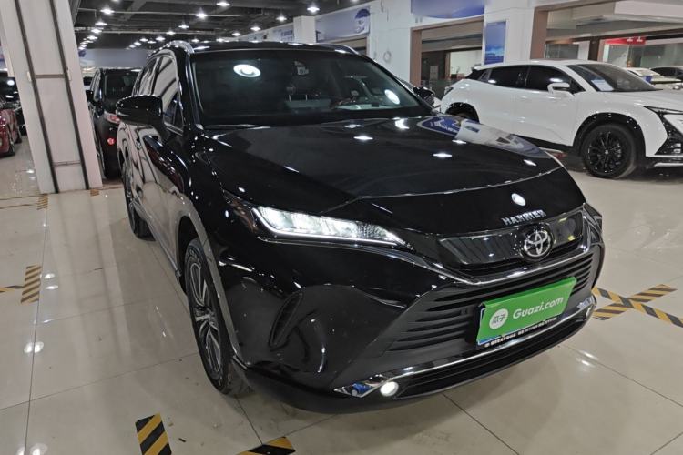 Used Toyota Harrier 2022 2.0L CVT Two-Wheel Drive Luxury Edition
