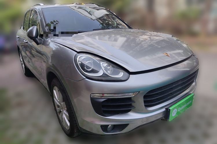 Used Porsche Cayenne 2015 Cayenne 3.0T Front Right 45 Deg