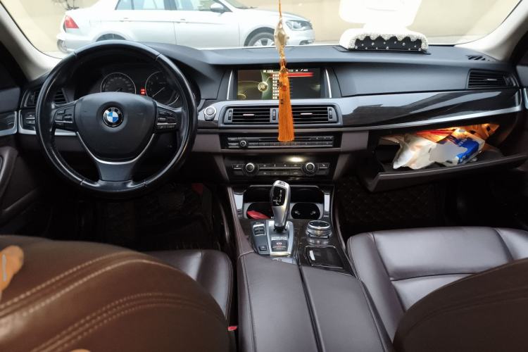 Used BMW 5 Series 2014 525Li Luxury Design Package
