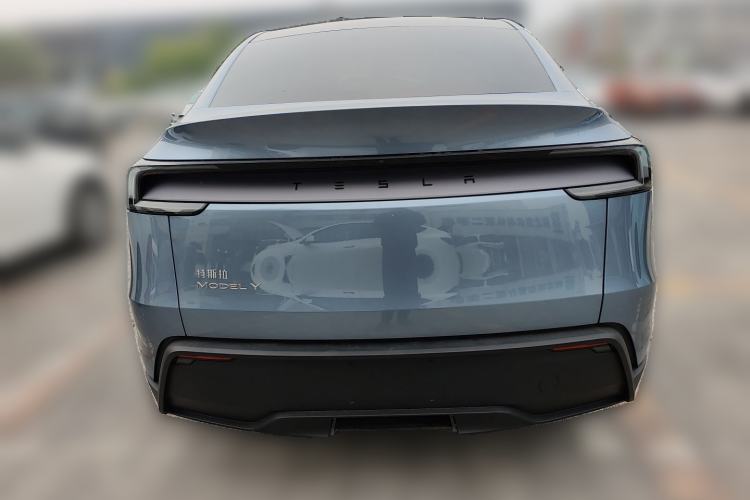 Used Tesla Model Y 2025 Rear-Wheel Drive First Edition