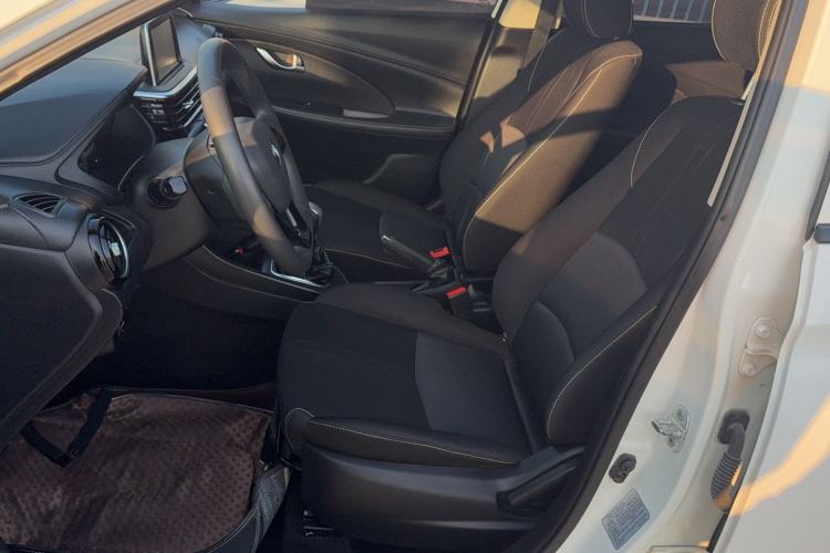 Used CHANGAN Alsvin 2019 1.4L Manual Comfort Edition China VI Standard