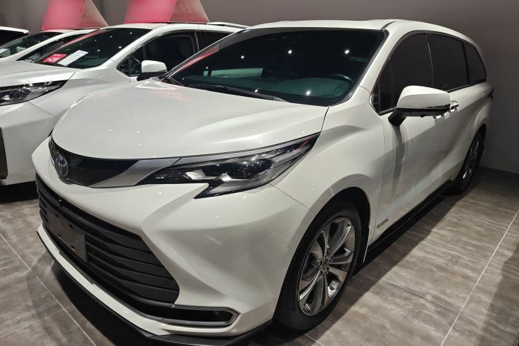 Used Toyota Sienna 2021 2.5L Hybrid Premium Edition