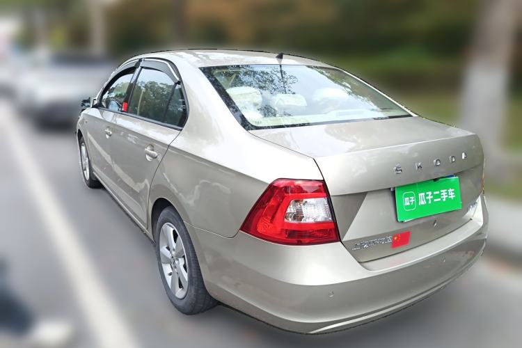 Used Skoda Rapid 2013 1.6L Manual Smart Selection Model
