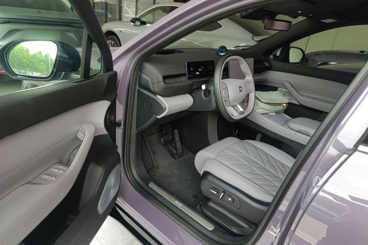 Used Nio EC6 2025 75 kWh
