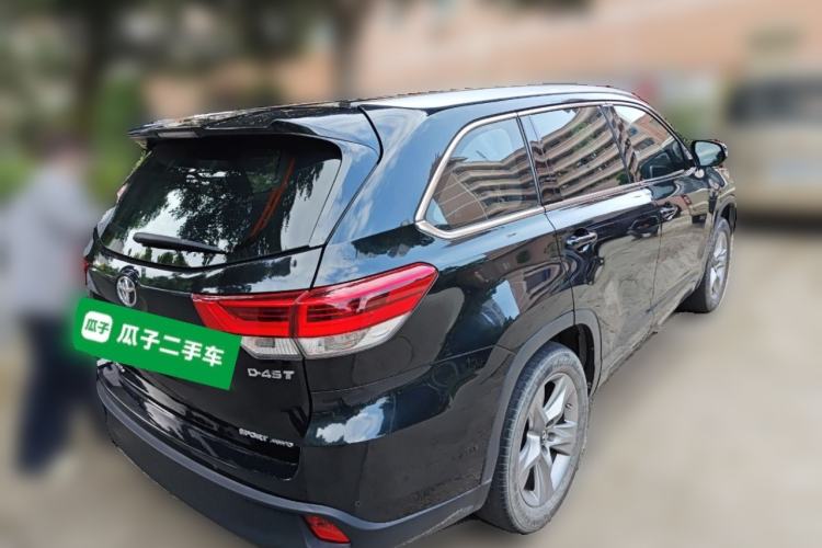 Used Toyota Highlander 2018 2.0T Four-Wheel Drive Luxury Version 7 Seats China VI Standard