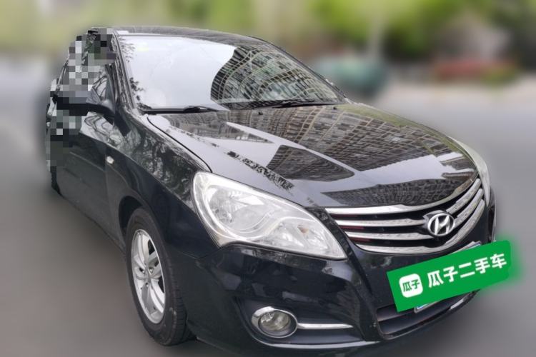 Used Hyundai Celesta 2011 1.6L Manual Comfort Edition Front Right 45 Deg