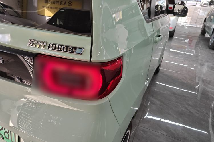 Used Wuling Hongguang MINIEV 2021 Macaron Fashion Model Lithium Iron Phosphate