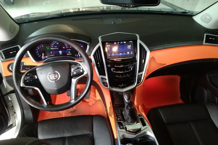 Used Cadillac SRX 2015 3.0L Comfort Version Center Console