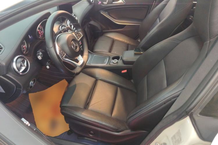 Used Mercedes-Benz CLA 2016 Facelifted CLA 260 4MATIC Left Front Seat