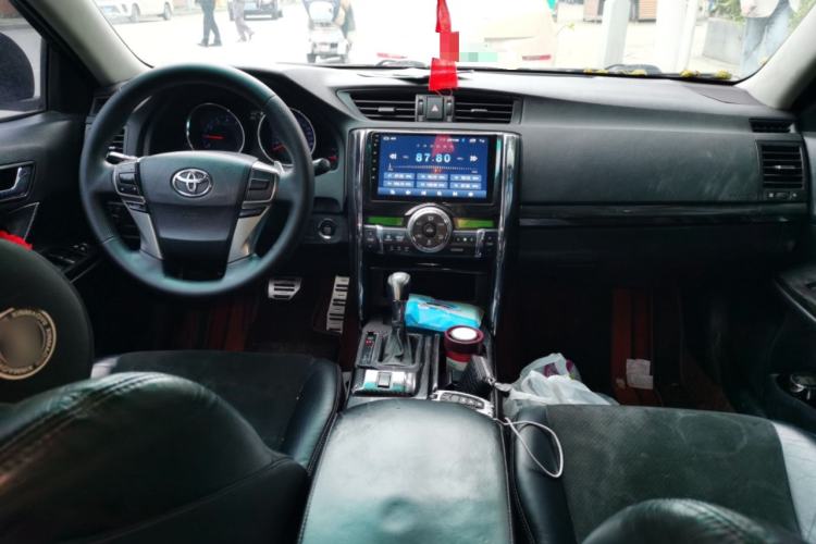 Used Toyota Reiz 2010 2.5V Fashion Elite Edition Center Console