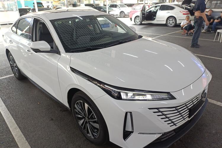 Used CHANGAN Eado PHEV 2025 Smart New Blue Whale 145KM Battleship Edition Exterior 1