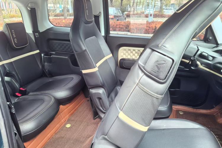 Used Baojun KiWi EV 2022 Artist Lite Edition Ternary Lithium Interior 5