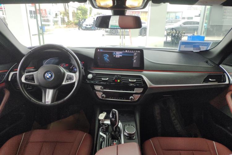 Used BMW 5 Series New Energy 2022 535Le M Sport Package Center Console