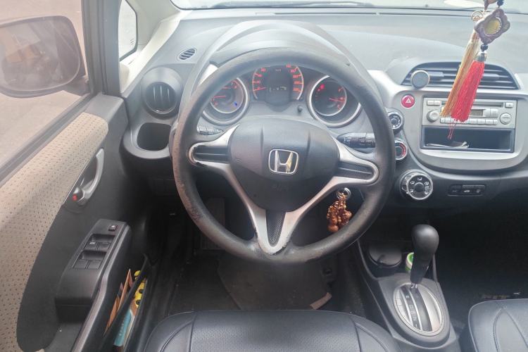 Used Honda Fit 2008 1.3L automatic comfort version