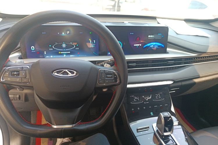 Used Chery Tiggo 8 PLUS 2021 290TGDI DCT Haoting Edition Center Console