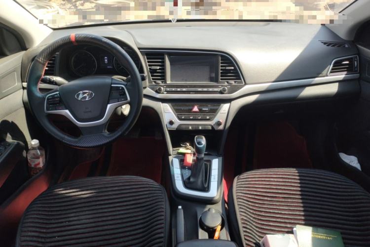 Used Hyundai Elantra (6th Generation / Lingdong) 2016 1.6L Automatic ZhiXuan – Elite Version Center Console