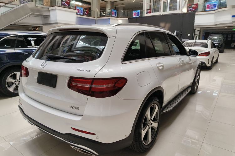 Used Mercedes-Benz GLC 2017 GLC 260 4MATIC Luxury Model
