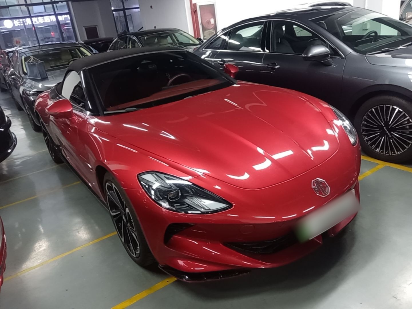 MG Cyberster 2024 580 km Ultra-Long Range Version — снимка 3