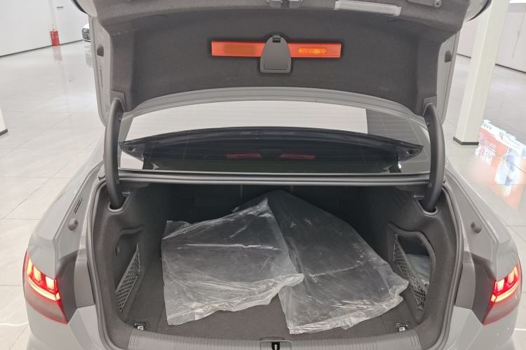 Used Audi A4L 2025 2 Million Units Enjoyment Version 40 TFSI Luxury Dynamic Edition