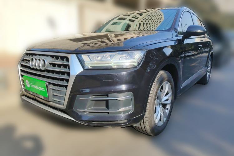 Used Audi Q7 2018 40 TFSI Comfort Model