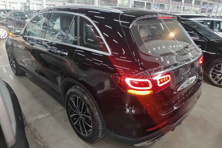 Used Mercedes-Benz GLC 2020 Facelift GLC 260 L 4MATIC Luxury Edition
