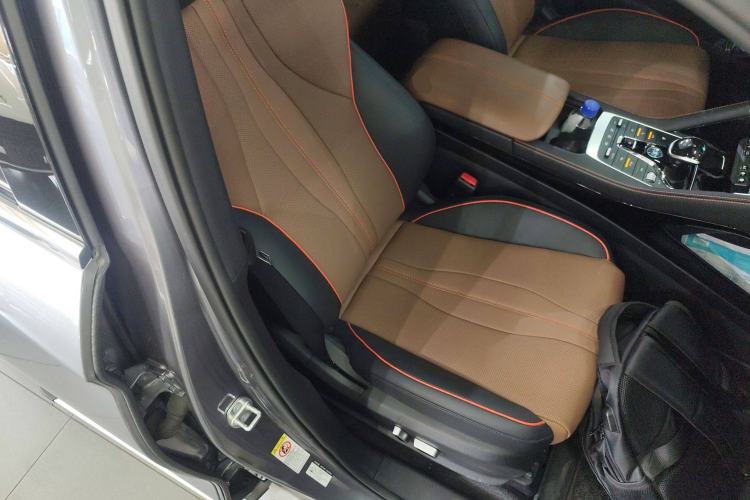 Used BYD Song PLUS New Energy 2021 DM-i 100KM Four-Wheel Drive Flagship PLUS
