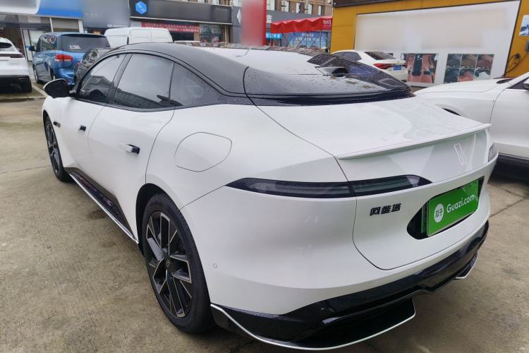 Used Avatr 06 2025 Pro Range-Extended Edition Rear Left 45 Deg