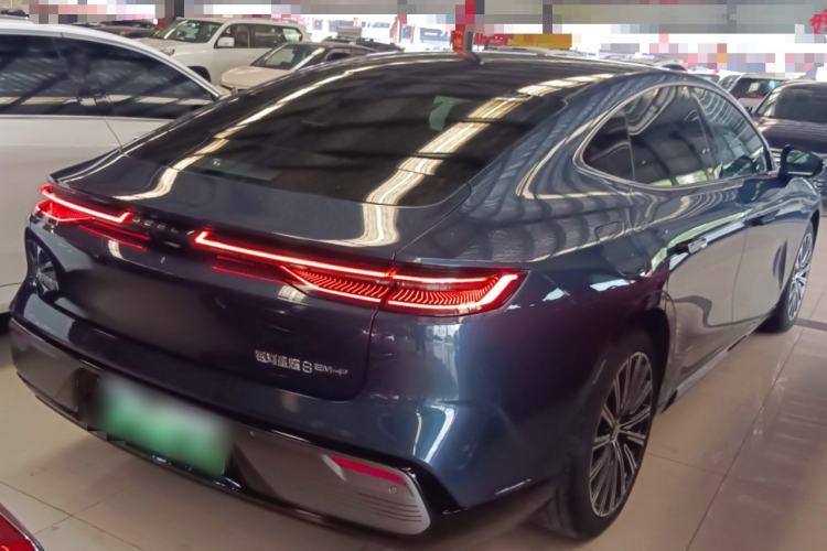 Used Geely Galaxy 8 2025 130km EM-P Starship Edition