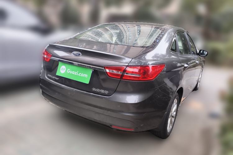 Used Ford Escort 2015 1.5L Automatic Fashion Model